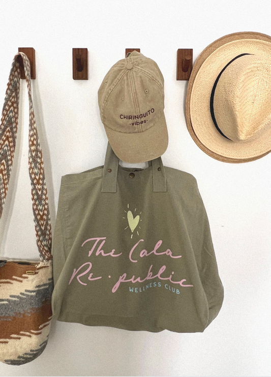 The Cala Re·public Bolso